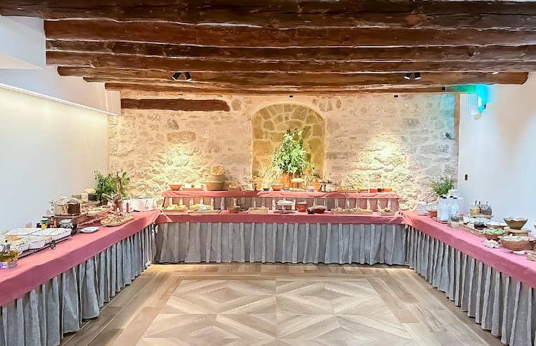 Restaurants - 1