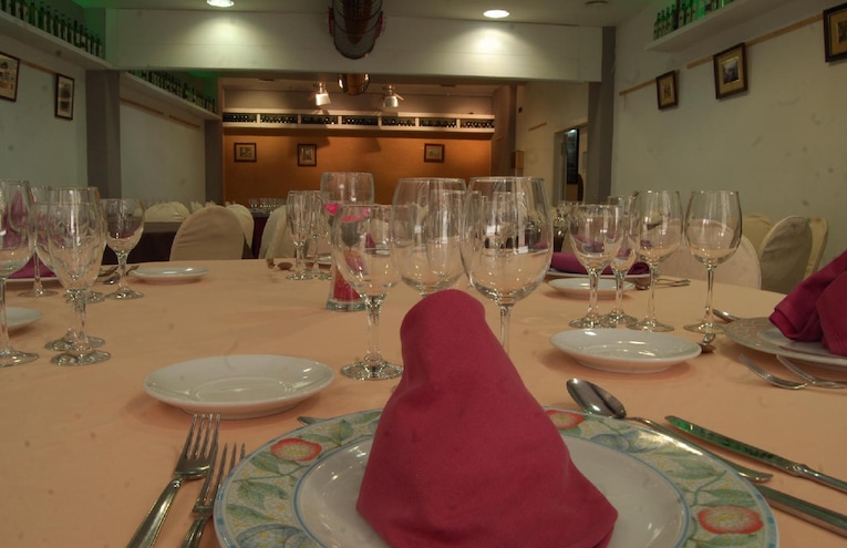 Restaurants - 4