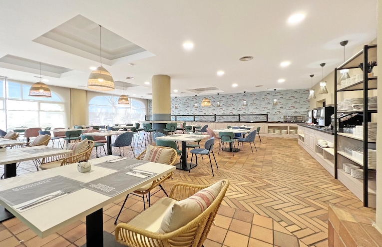 Restaurants - 8
