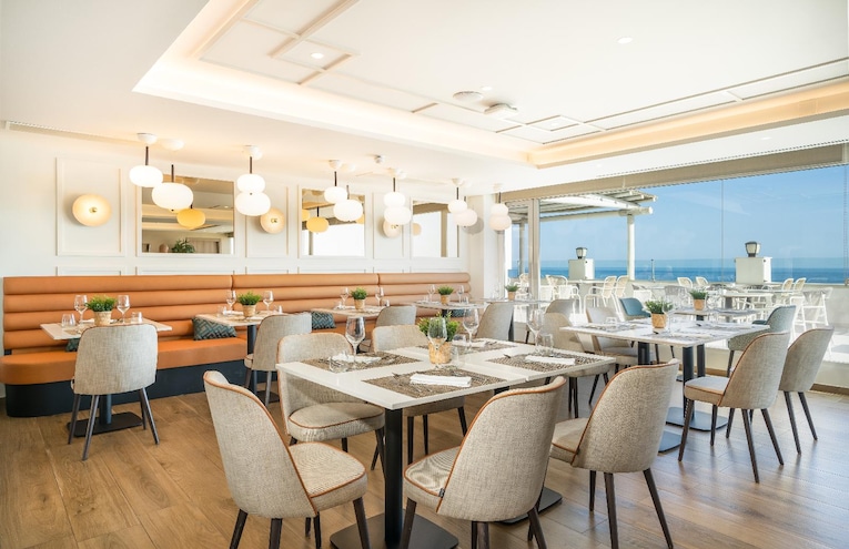 Restaurants - 8