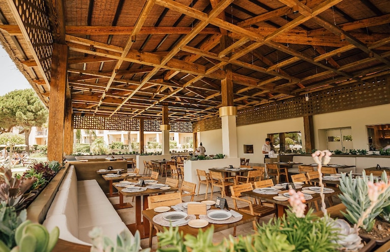 Restaurants - 4