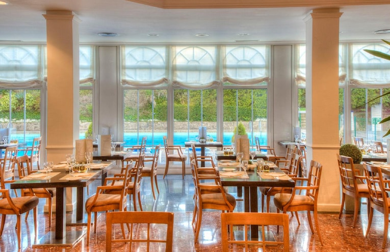 Restaurants - 1