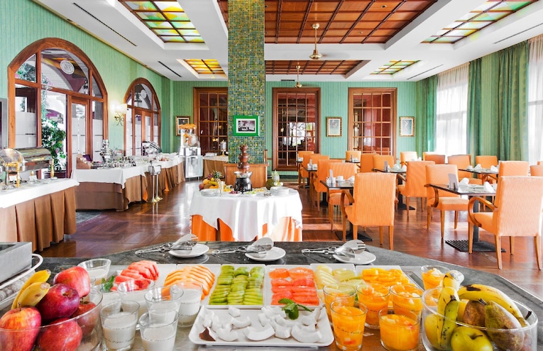 Restaurants - 5