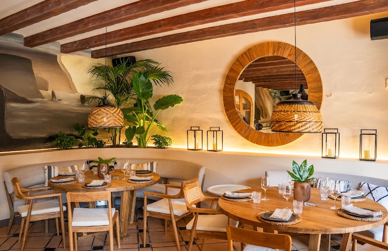 Restaurants - 4