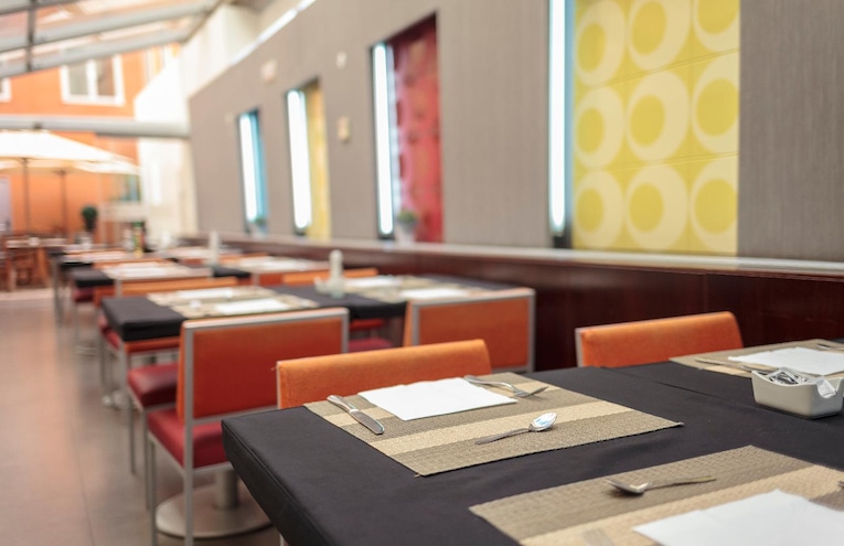 Restaurants - 6