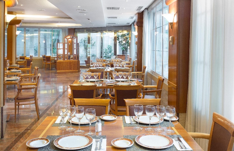 Restaurants - 3