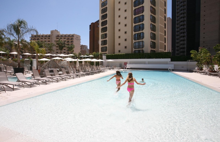Piscines - 1