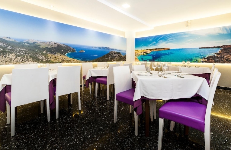 Restaurants - 4