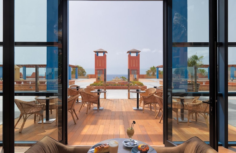 Restaurants - 6