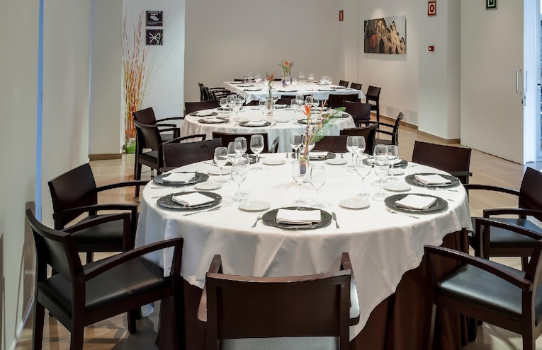 Restaurants - 5
