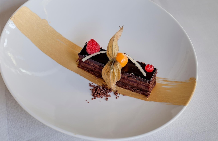 Restaurants - 10
