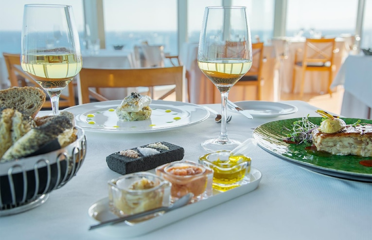 Restaurants - 7