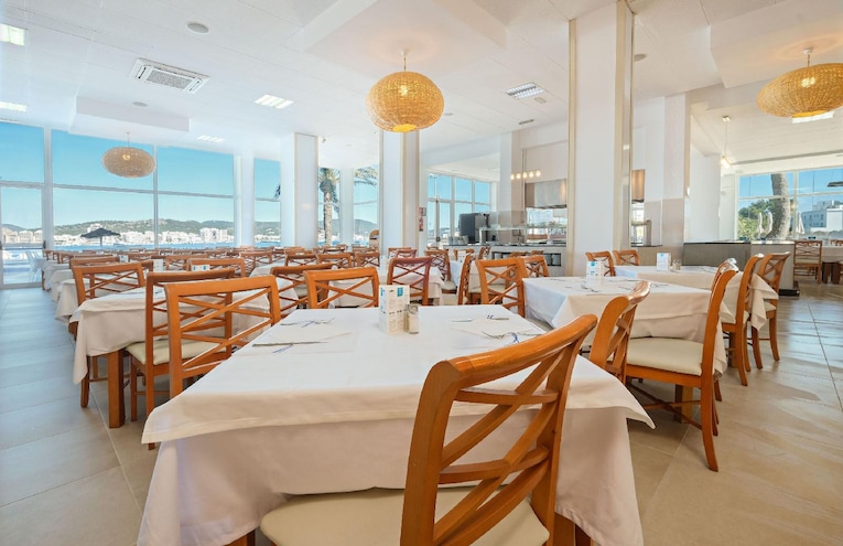 Restaurants - 4