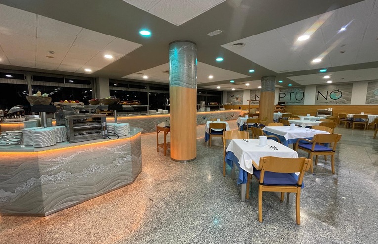 Restaurants - 11