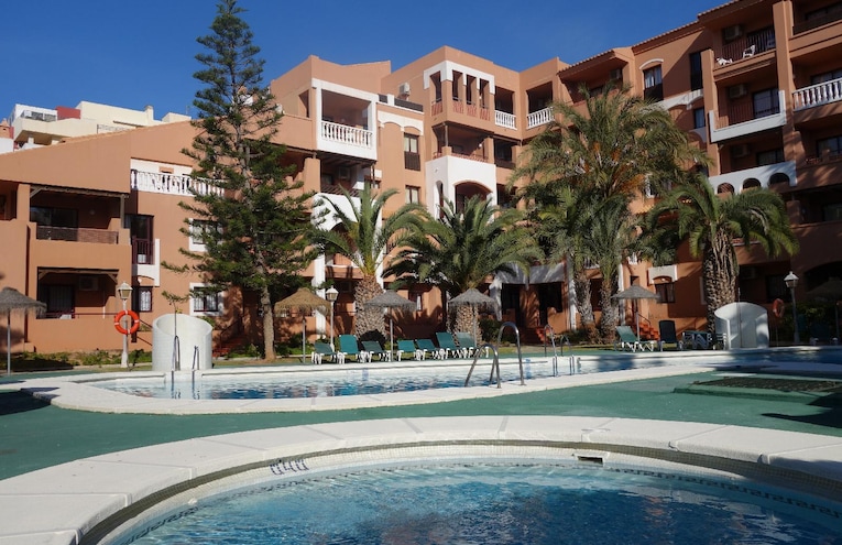 Piscines - 1