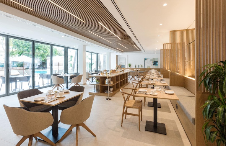 Restaurants - 8