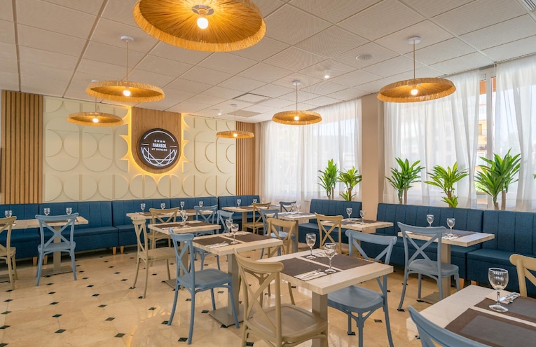 Restaurants - 4