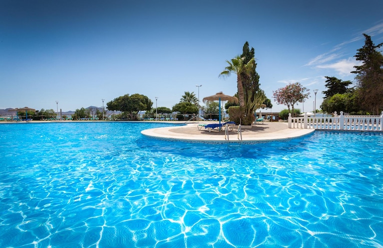 Piscines - 1