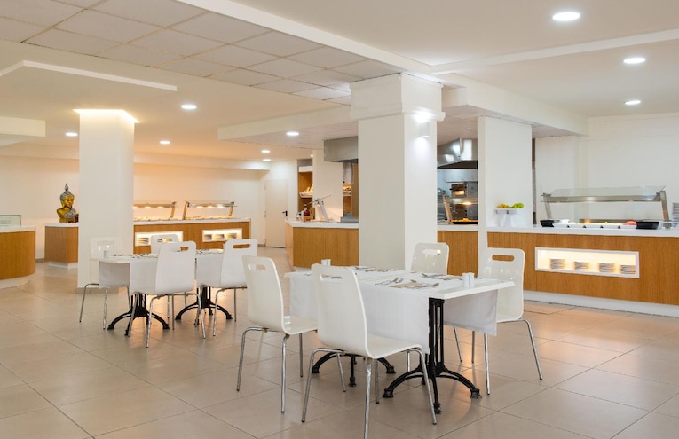 Restaurants - 12