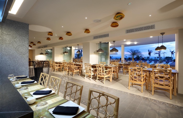 Restaurants - 8