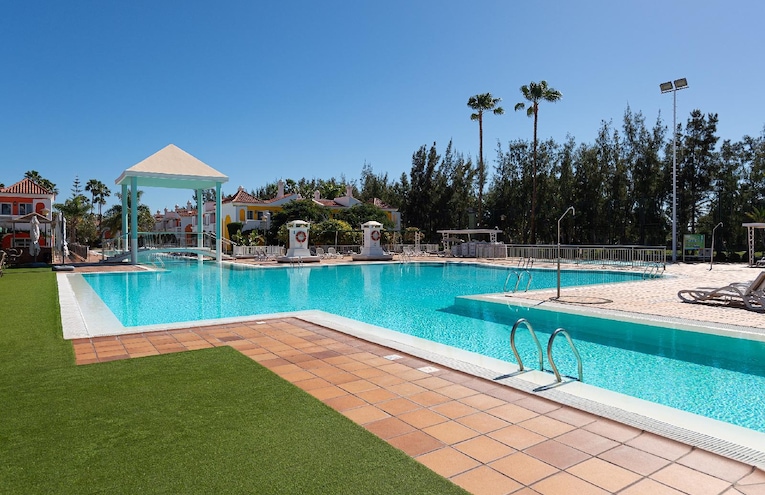 Piscines - 1