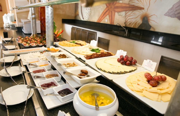 Restaurants - 6