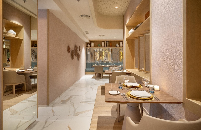 Restaurants - 11