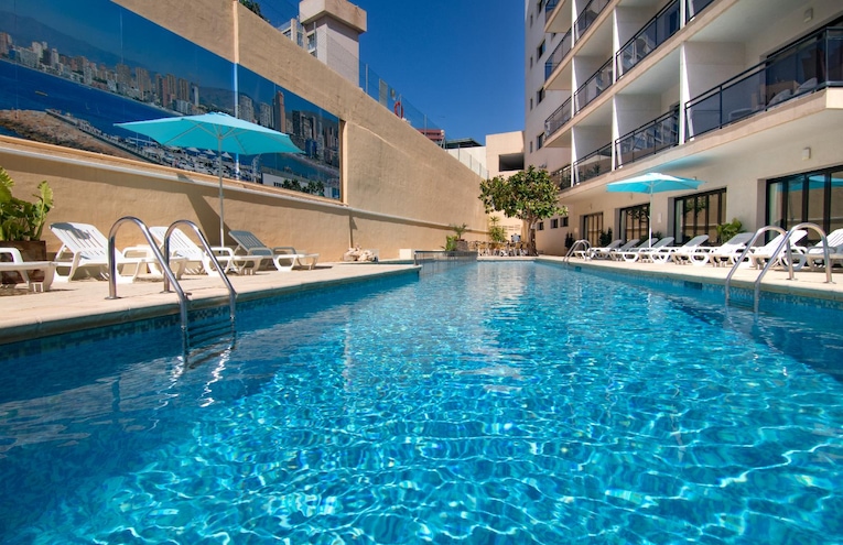 Piscines - 1