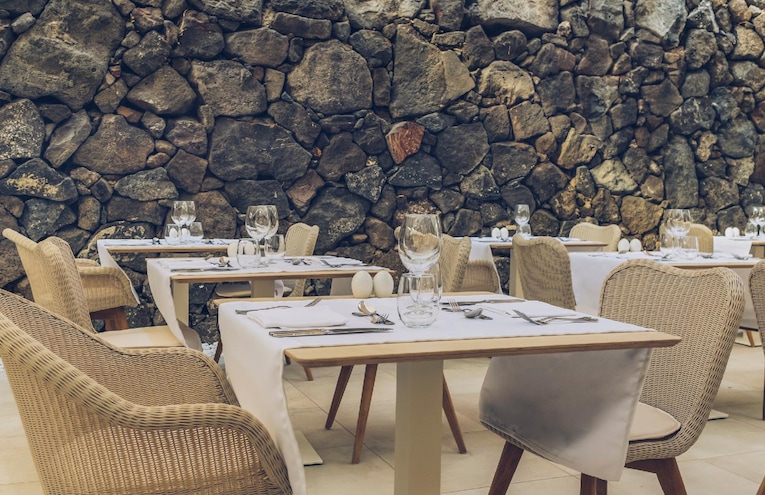 Restaurants - 6