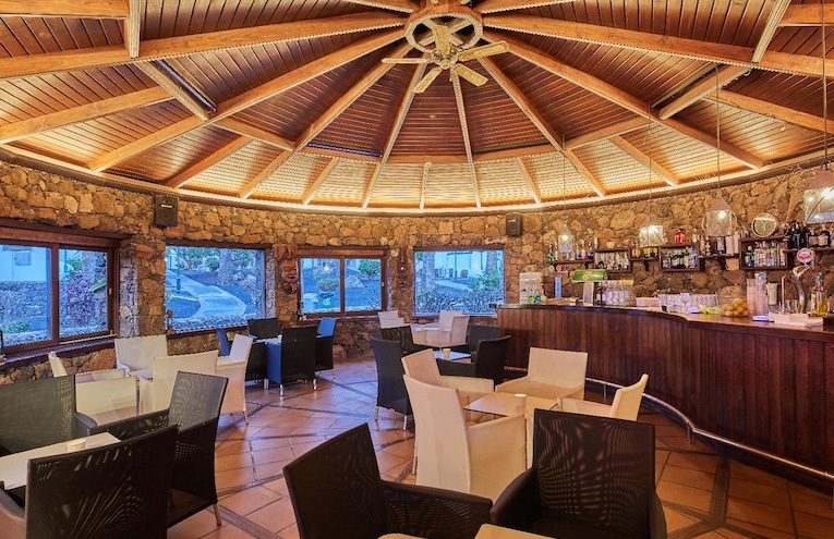 Restaurants - 6
