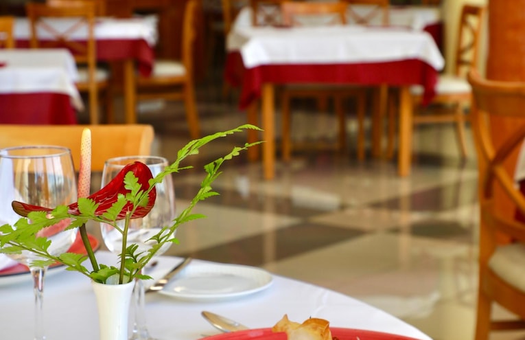 Restaurants - 6