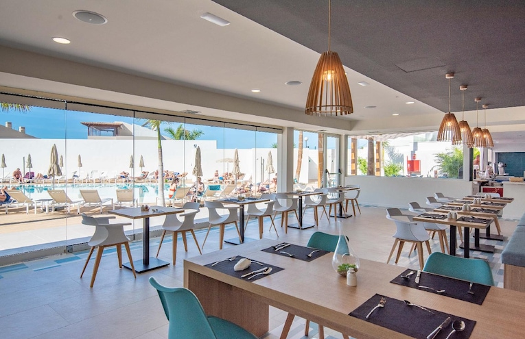 Restaurants - 11