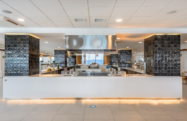 Restaurants - 13