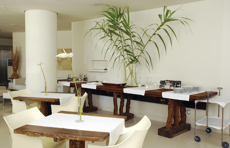 Restaurants - 1