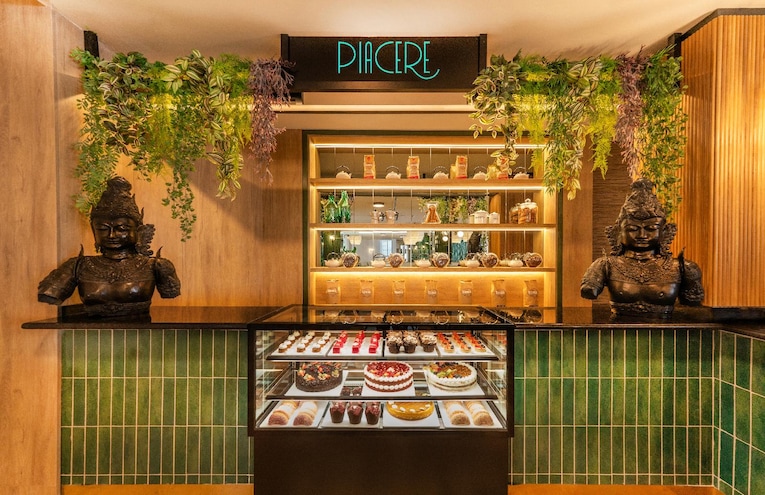 Restaurants - 13