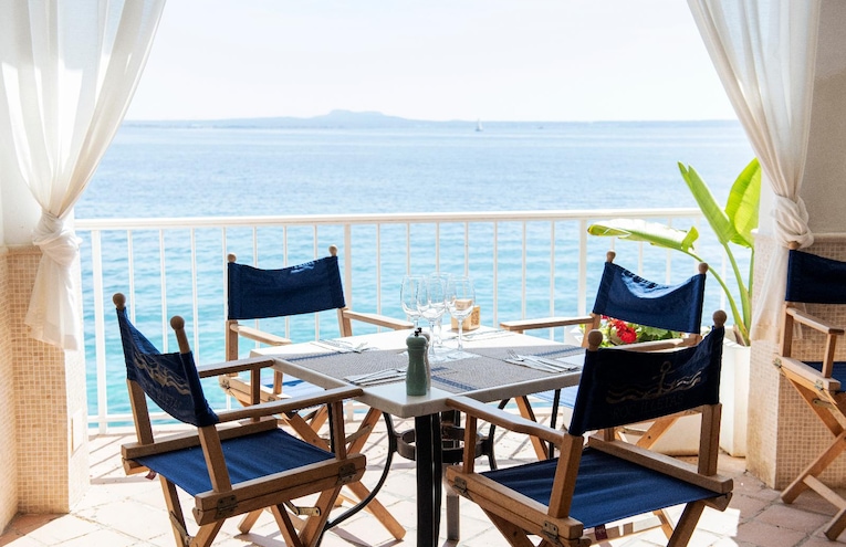 Restaurants - 1