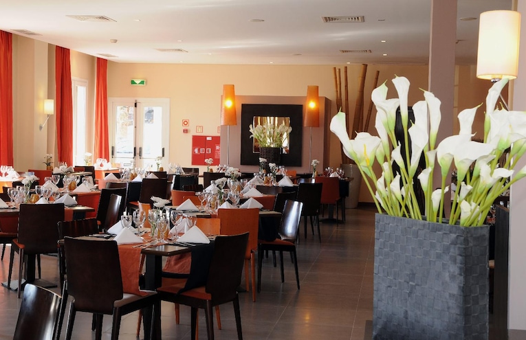 Restaurants - 1