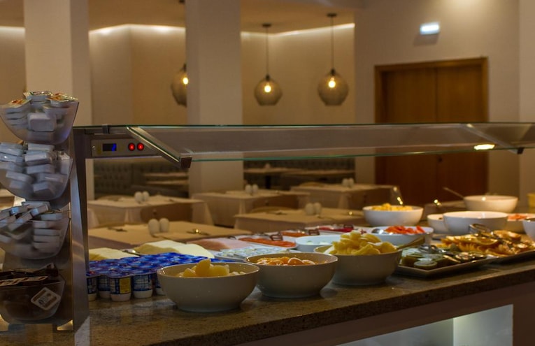 Restaurants - 11