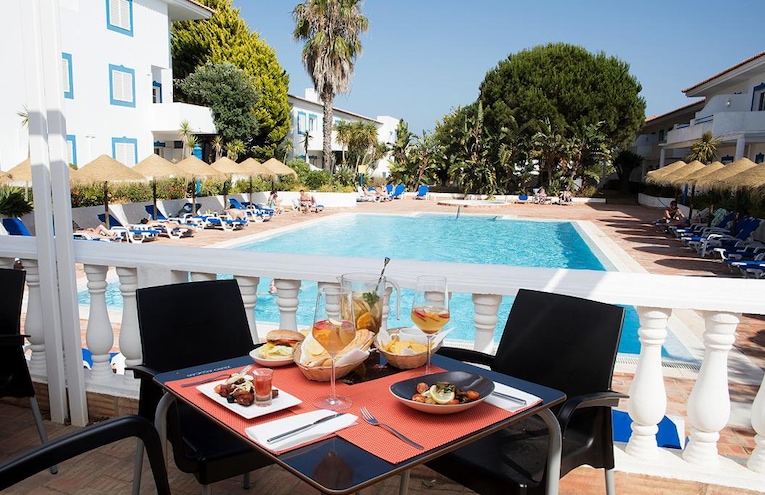 Piscines - 1
