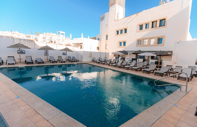 Piscines - 1