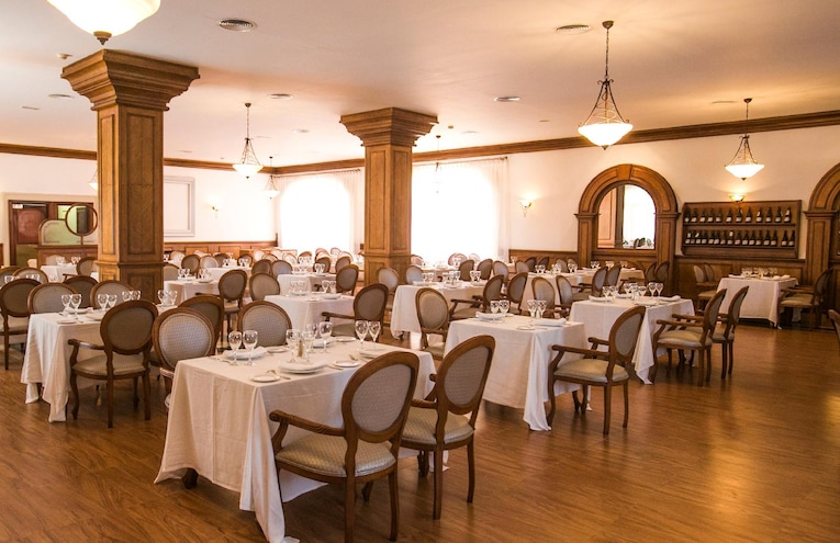 Restaurants - 1
