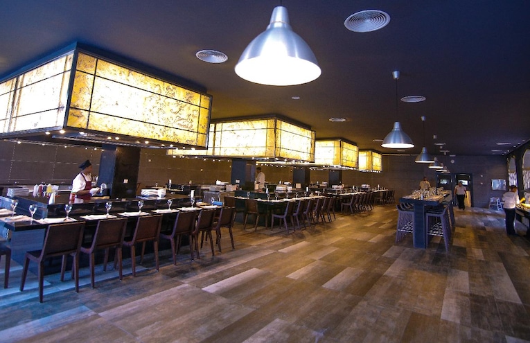 Restaurants - 7