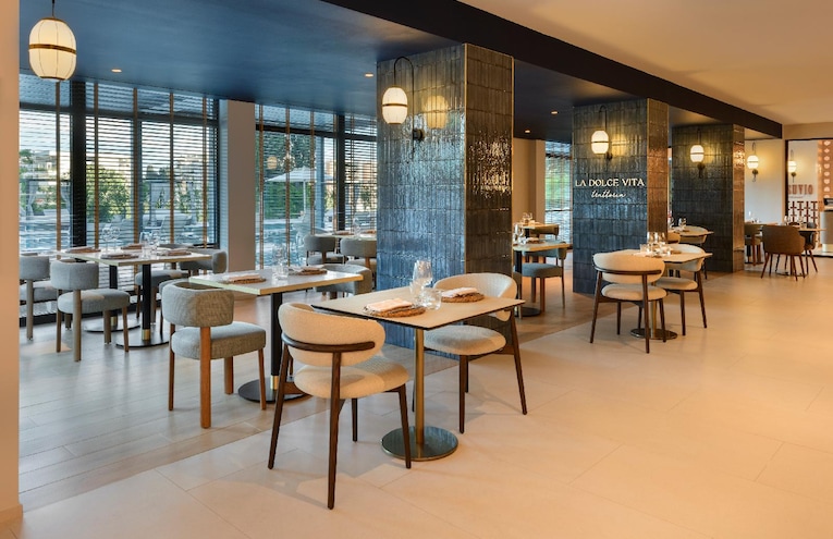 Restaurants - 3