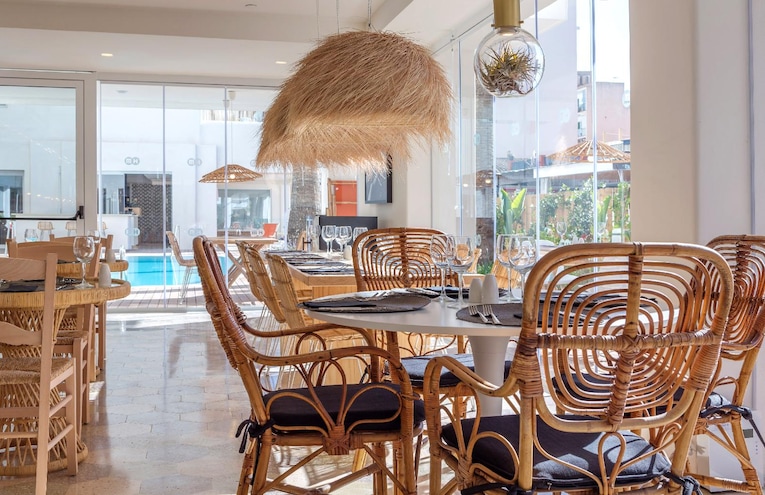 Restaurants - 1