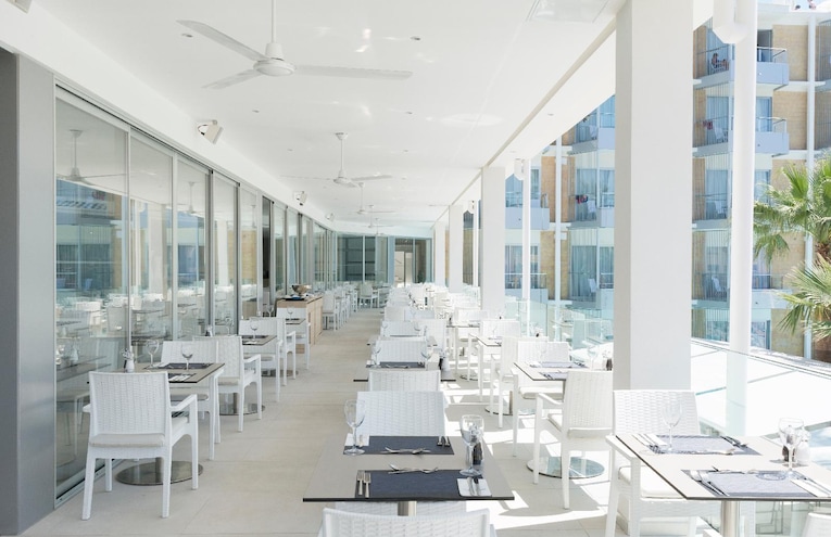 Restaurants - 4