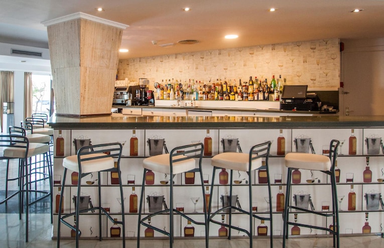 Restaurants - 3