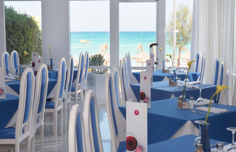 Restaurants - 4