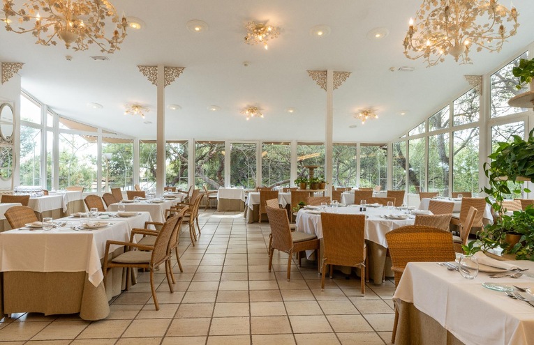Restaurants - 1