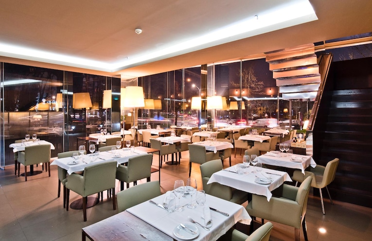 Restaurants - 4