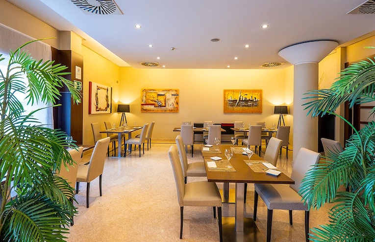 Restaurants - 4